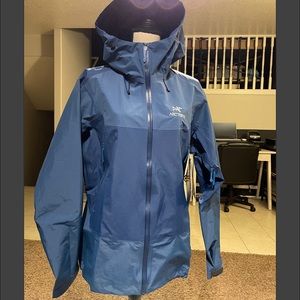 Arcteryx Beta SL Hybrid Jacket Womens XL New